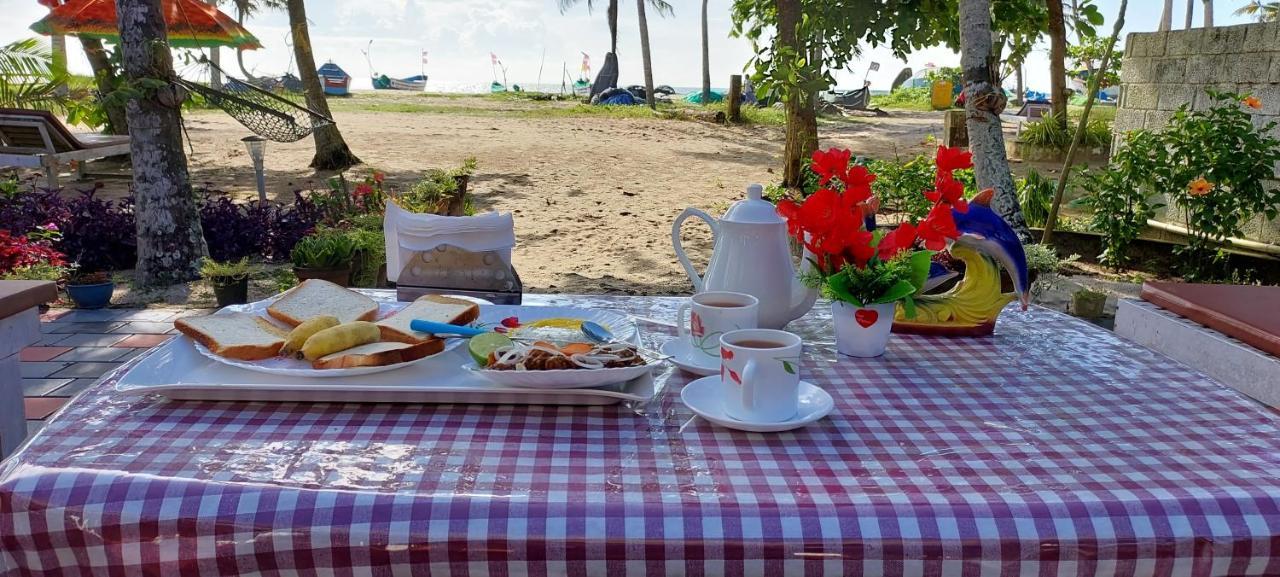 Marari Anna Beach Villa Mararikulam Buitenkant foto